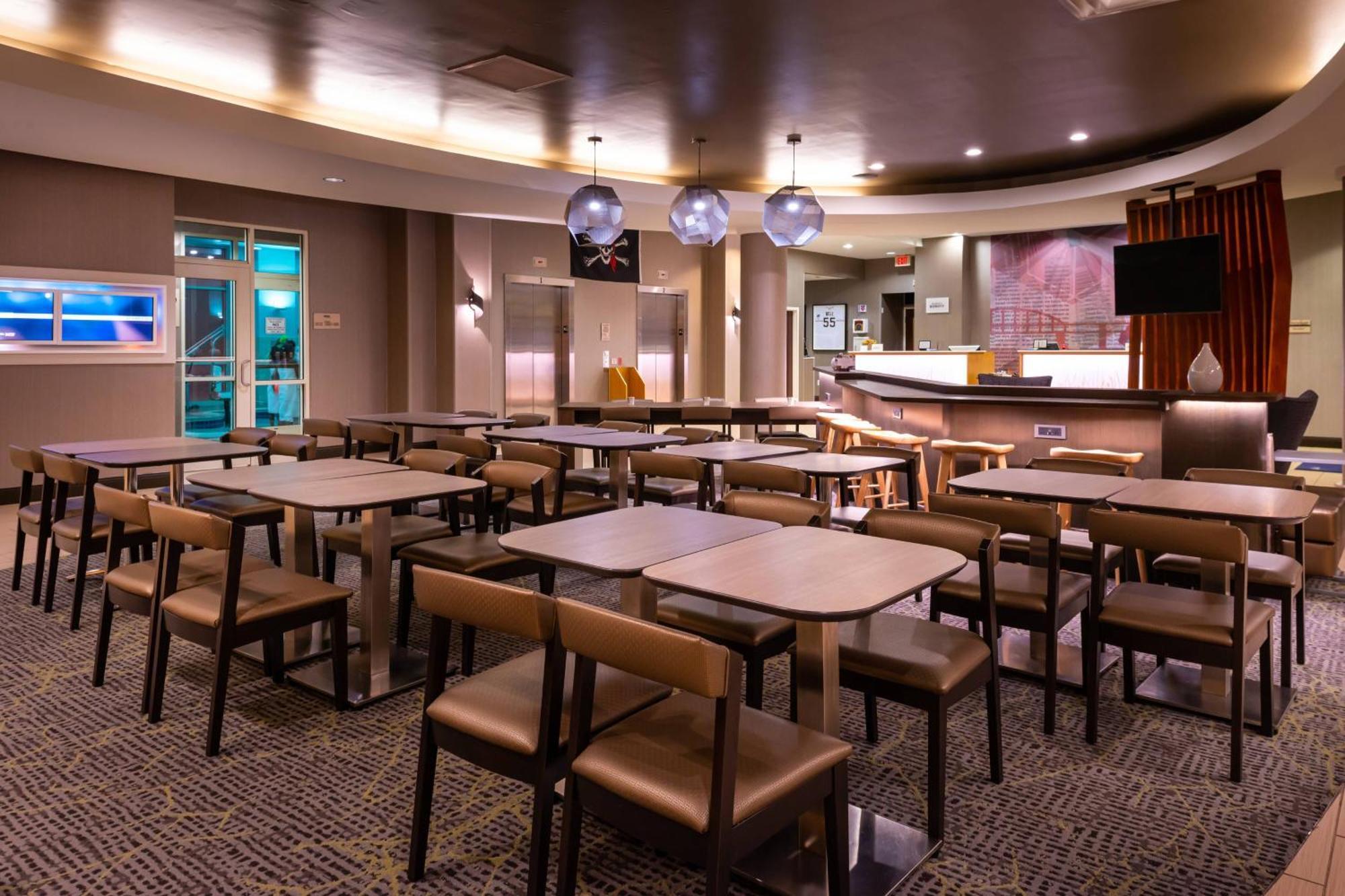 Springhill Suites By Marriott Pittsburgh North Shore Extérieur photo