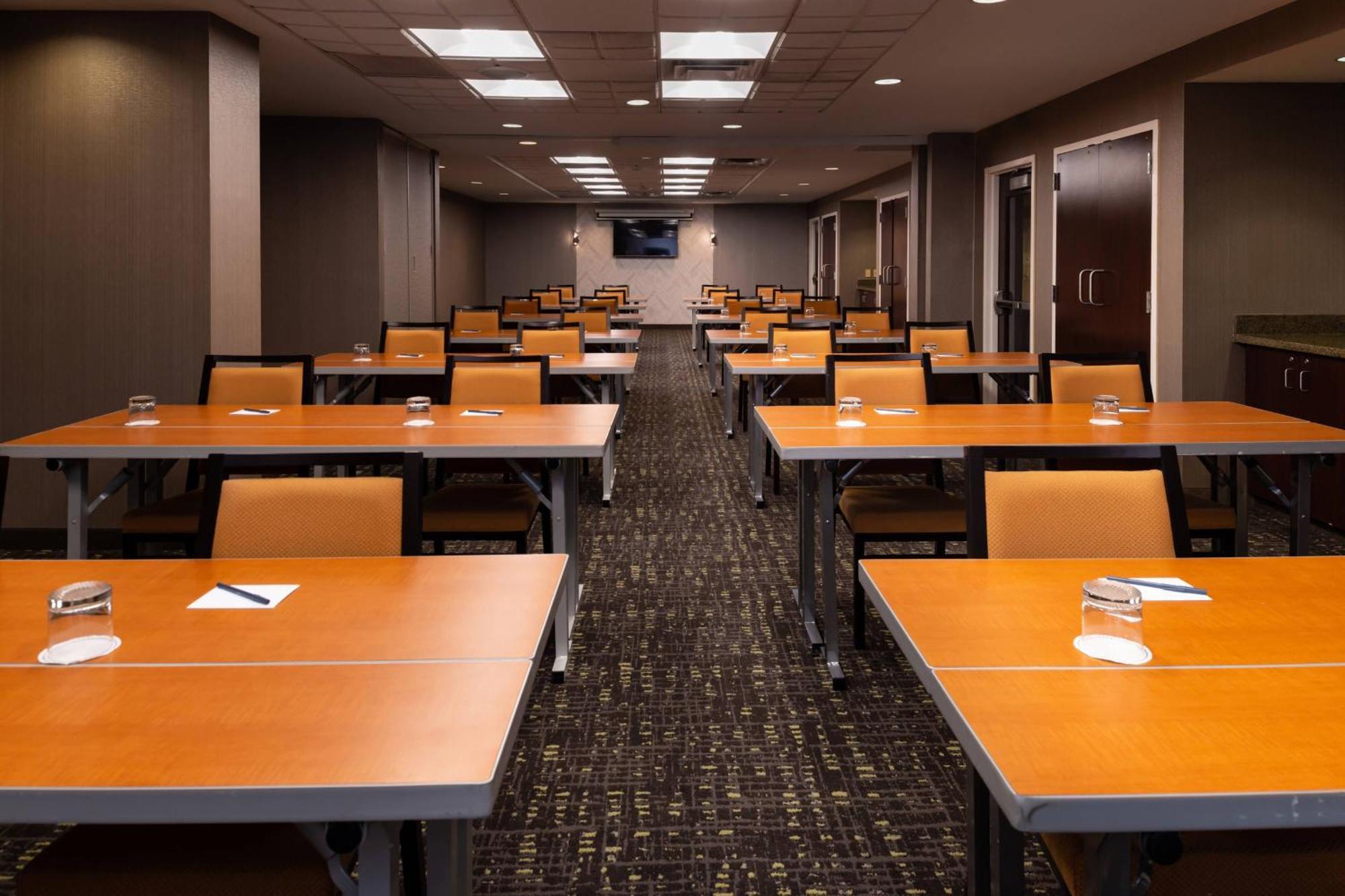 Springhill Suites By Marriott Pittsburgh North Shore Extérieur photo