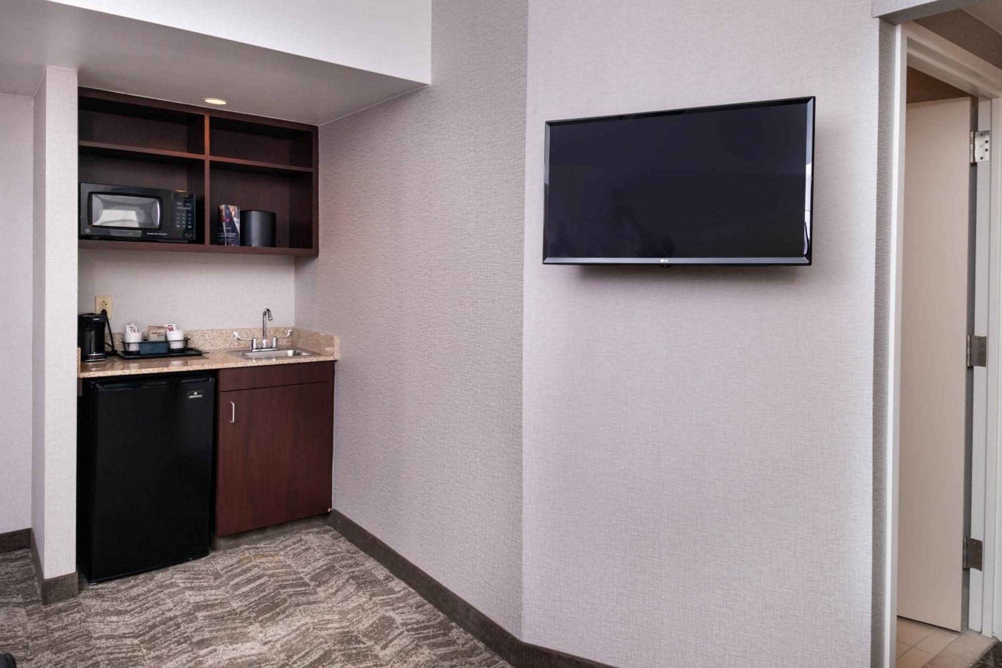 Springhill Suites By Marriott Pittsburgh North Shore Extérieur photo