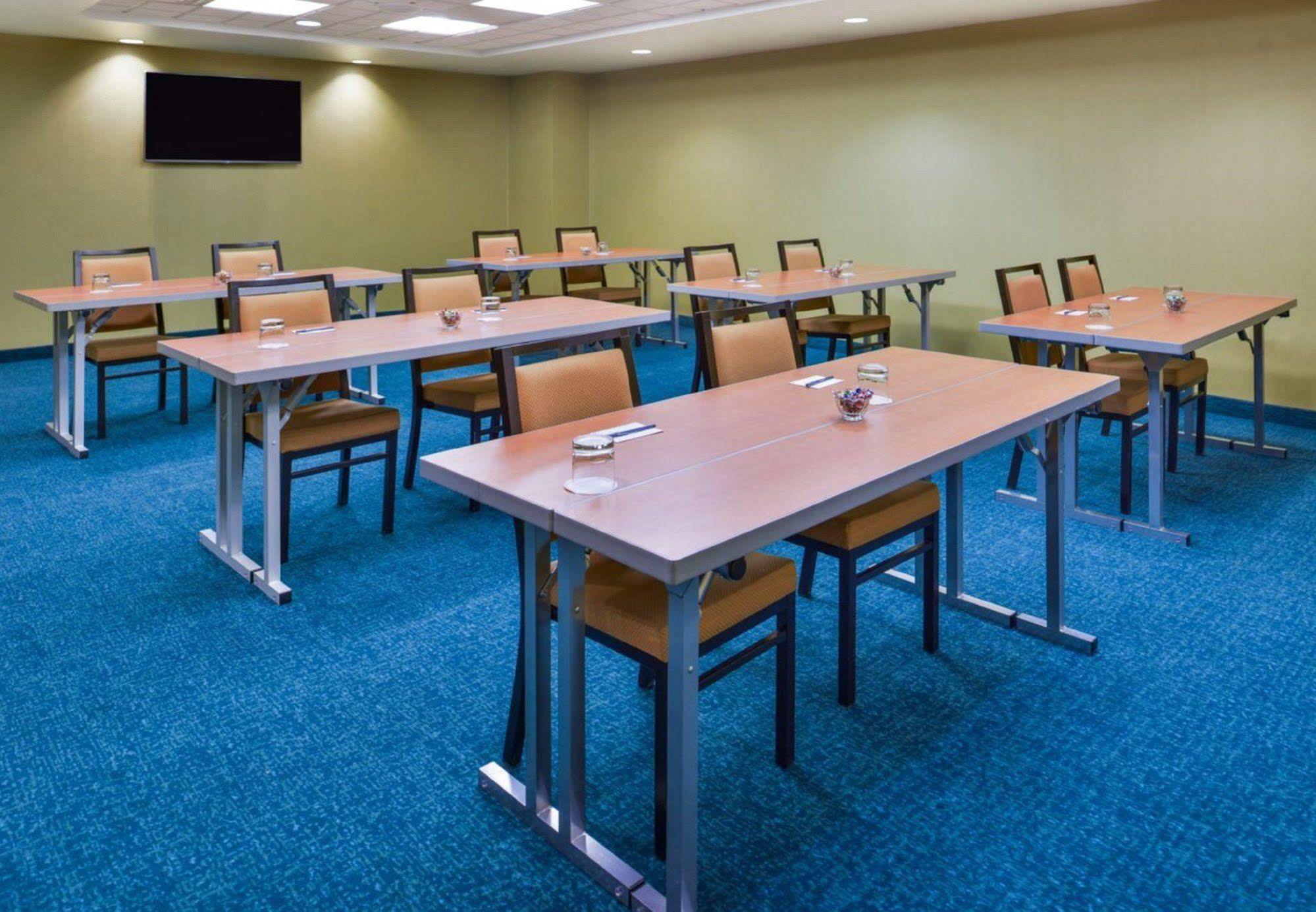 Springhill Suites By Marriott Pittsburgh North Shore Extérieur photo